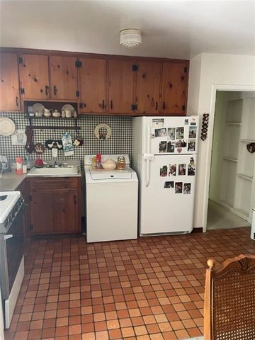 3594 Sexton Woods Drive, Atlanta, GA 30341