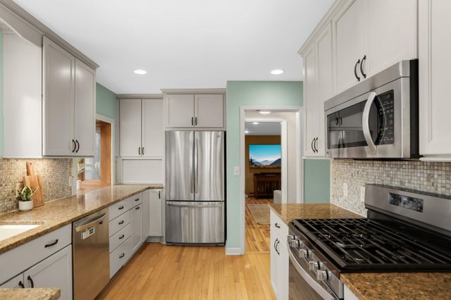 5920 Colfax Avenue S, Minneapolis, MN 55419