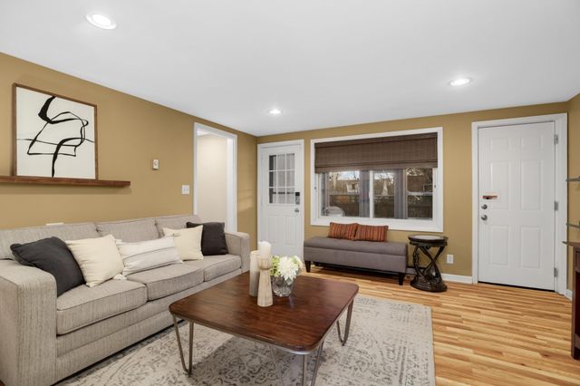 5920 Colfax Avenue S, Minneapolis, MN 55419