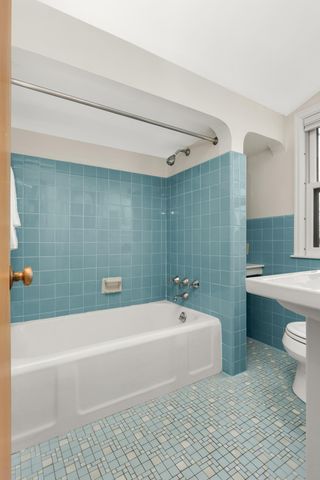 5920 Colfax Avenue S, Minneapolis, MN 55419