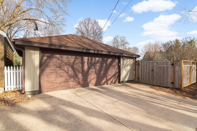 5920 Colfax Avenue S, Minneapolis, MN 55419