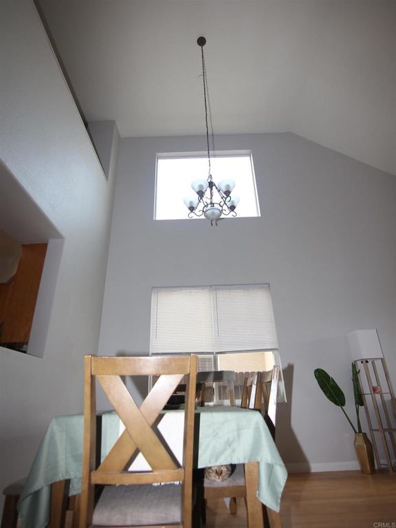 Image 11 of property listing at 445 Poets Square, Fallbrook, CA 92028