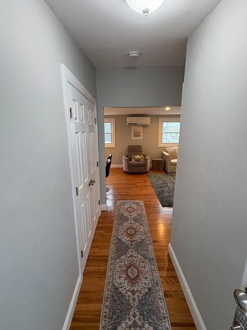 97 Washington St 3, Gloucester, MA 01930