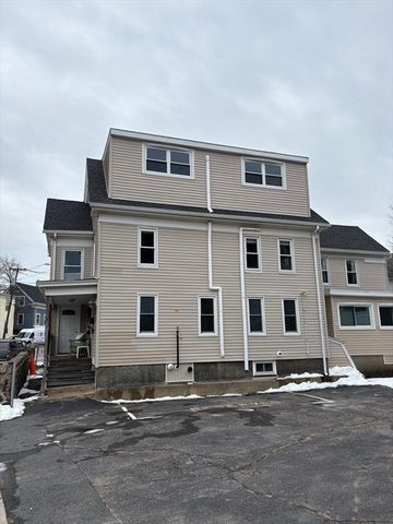 97 Washington St 3, Gloucester, MA 01930