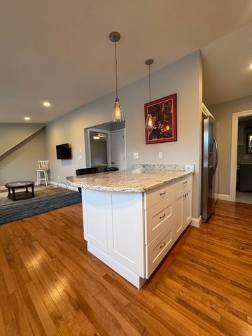 97 Washington St 3, Gloucester, MA 01930