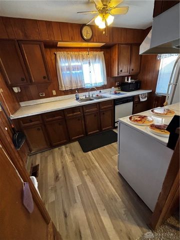 135 Voyager Boulevard, Dayton, OH 45417