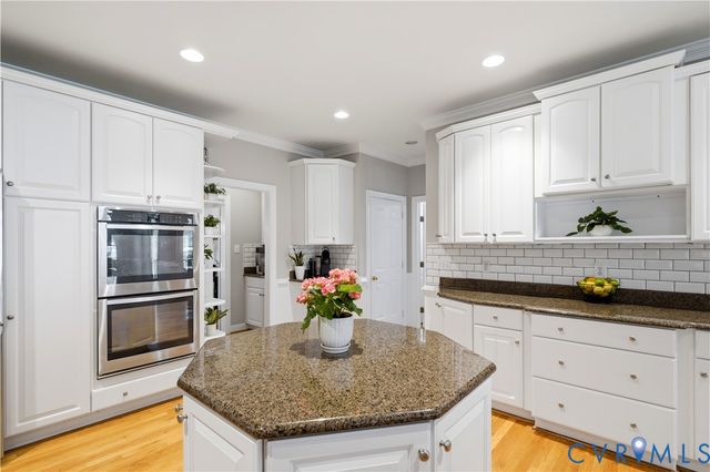 12156 Morestead Ct, Glen Allen, VA 23059