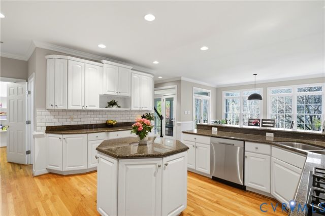 12156 Morestead Ct, Glen Allen, VA 23059