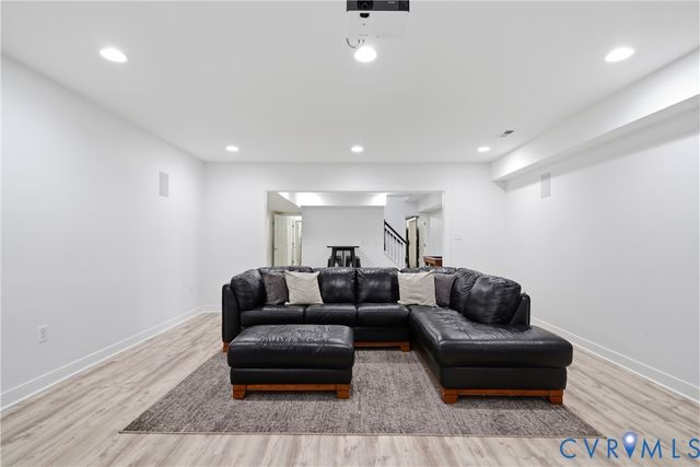 12156 Morestead Ct, Glen Allen, VA 23059