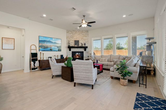 5950 Wedgewood Heights Way, Houston, TX 77059