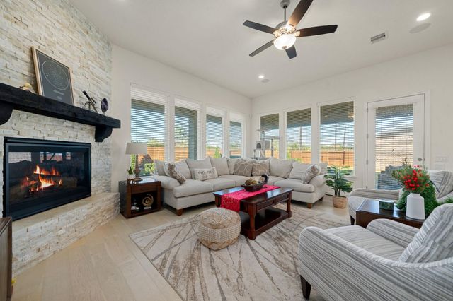 5950 Wedgewood Heights Way, Houston, TX 77059