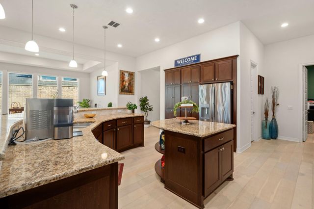 5950 Wedgewood Heights Way, Houston, TX 77059