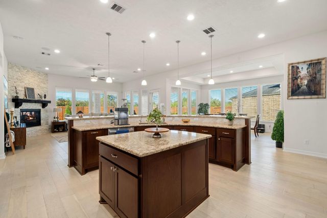 5950 Wedgewood Heights Way, Houston, TX 77059