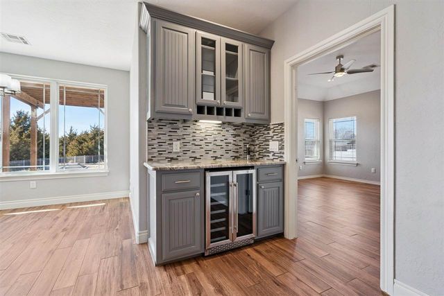 1319 NW Poko Mountain Ln, Lawton, OK 73507