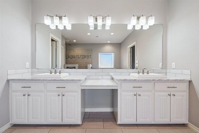 1319 NW Poko Mountain Ln, Lawton, OK 73507