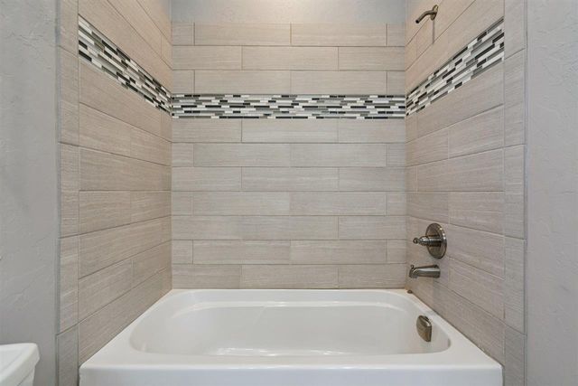 1319 NW Poko Mountain Ln, Lawton, OK 73507