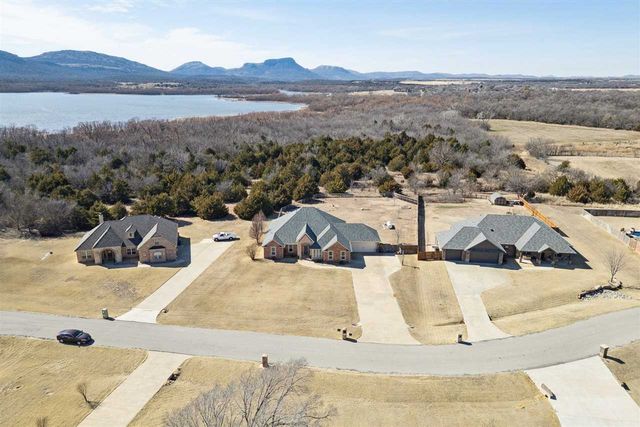 1319 NW Poko Mountain Ln, Lawton, OK 73507