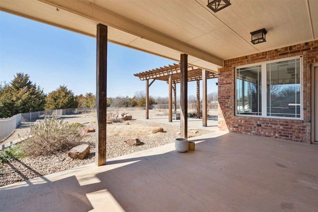 1319 NW Poko Mountain Ln, Lawton, OK 73507