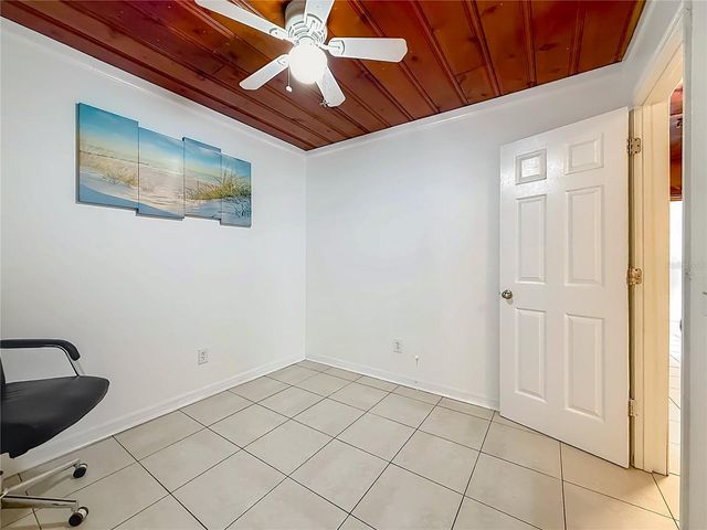 5202 9TH AVENUE S, Gulfport, FL 33707