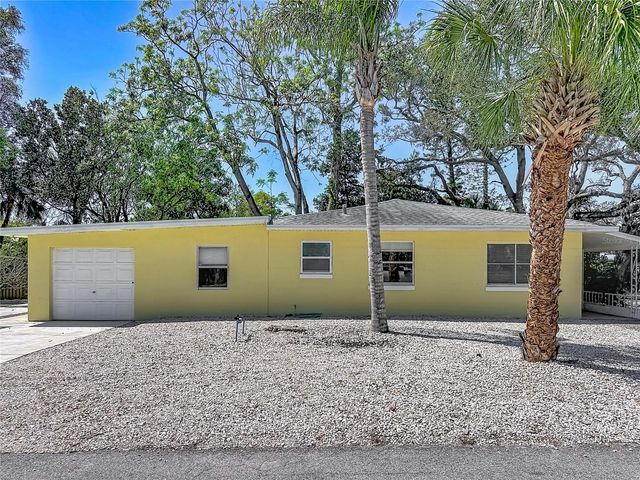 5202 9TH AVENUE S, Gulfport, FL 33707