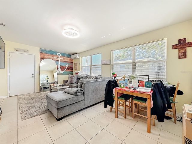 5202 9TH AVENUE S, Gulfport, FL 33707