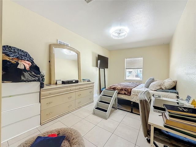 5202 9TH AVENUE S, Gulfport, FL 33707