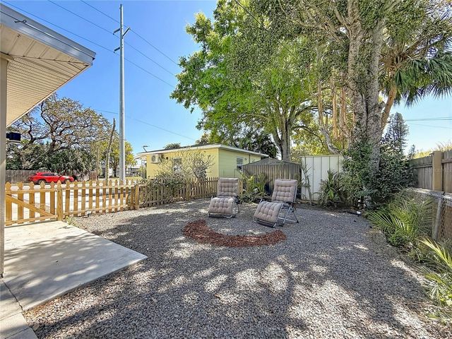 5202 9TH AVENUE S, Gulfport, FL 33707