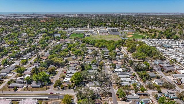 5202 9TH AVENUE S, Gulfport, FL 33707