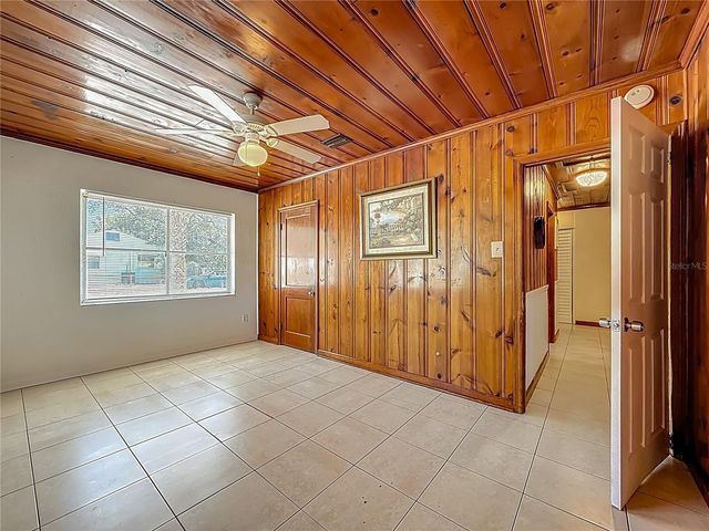 5202 9TH AVENUE S, Gulfport, FL 33707