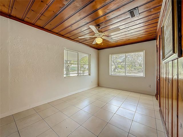 5202 9TH AVENUE S, Gulfport, FL 33707