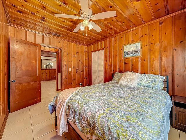 5202 9TH AVENUE S, Gulfport, FL 33707