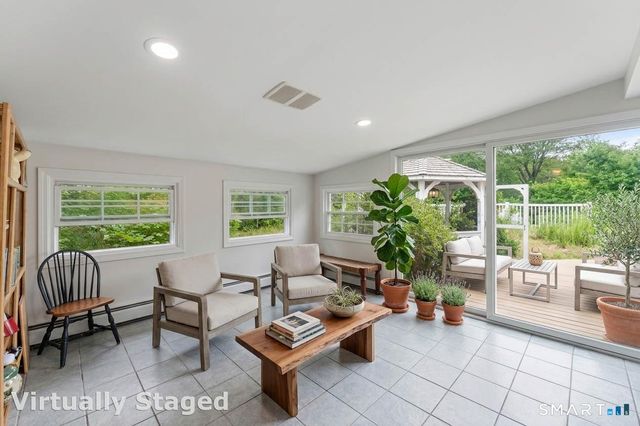 193 Old Colchester Road, Waterford, CT 06375
