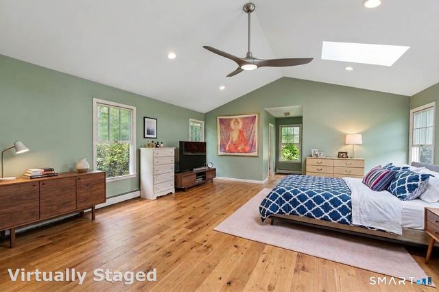 193 Old Colchester Road, Waterford, CT 06375