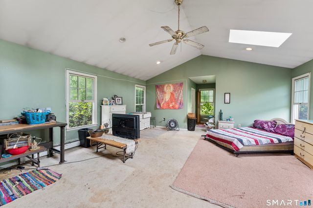 193 Old Colchester Road, Waterford, CT 06375