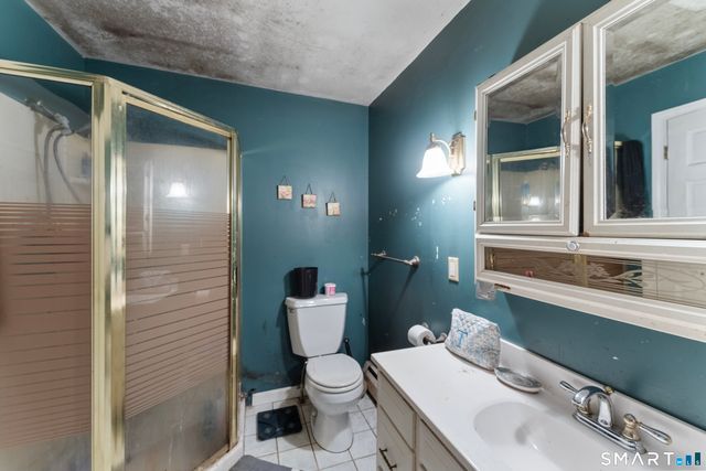 193 Old Colchester Road, Waterford, CT 06375