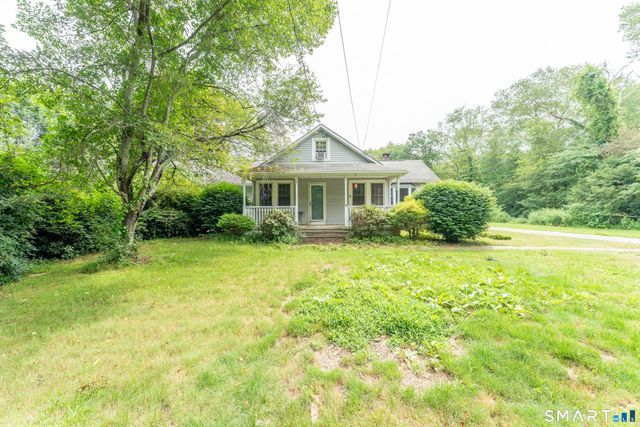 193 Old Colchester Road, Waterford, CT 06375
