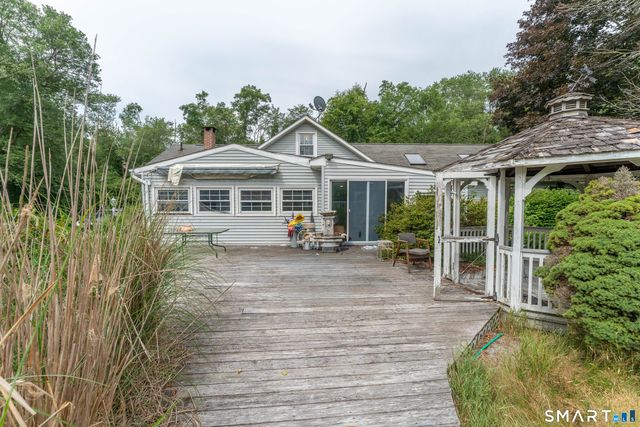 193 Old Colchester Road, Waterford, CT 06375