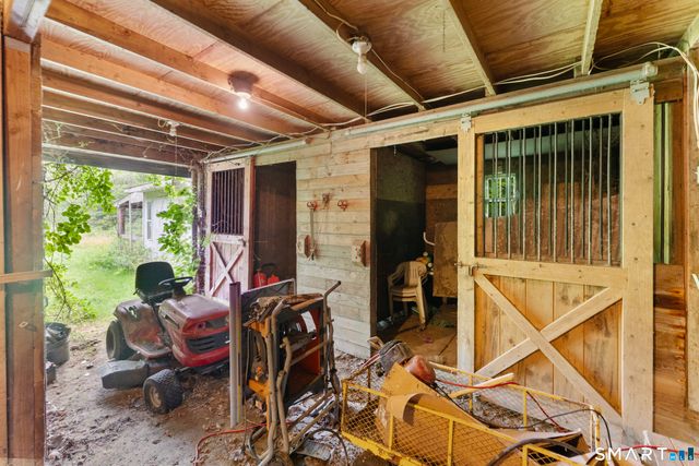 193 Old Colchester Road, Waterford, CT 06375