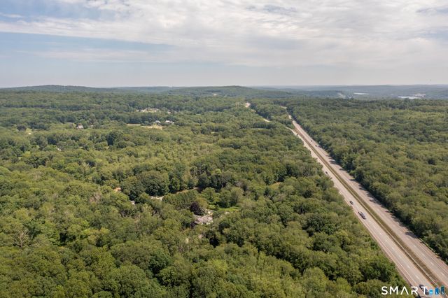 193 Old Colchester Road, Waterford, CT 06375