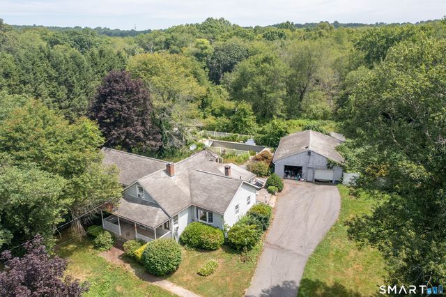 193 Old Colchester Road, Waterford, CT 06375