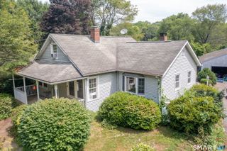 193 Old Colchester Road, Waterford, CT 06375