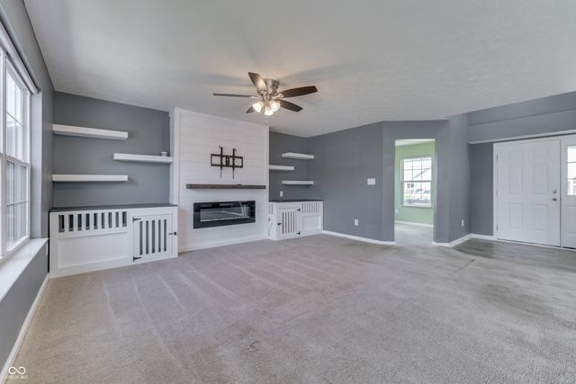 524 Haywood Drive, Greenfield, IN 46140