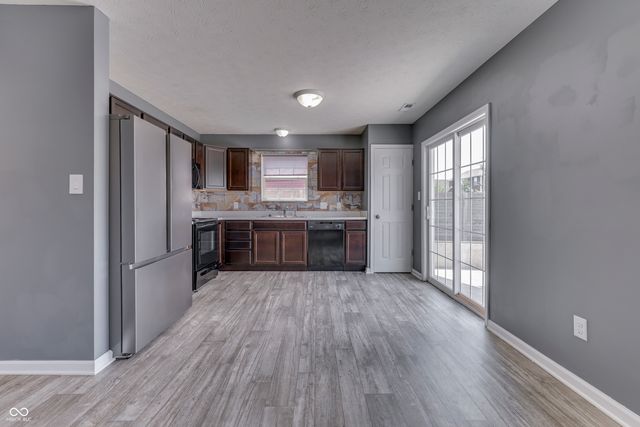 524 Haywood Drive, Greenfield, IN 46140