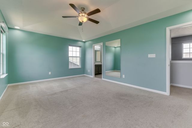 524 Haywood Drive, Greenfield, IN 46140