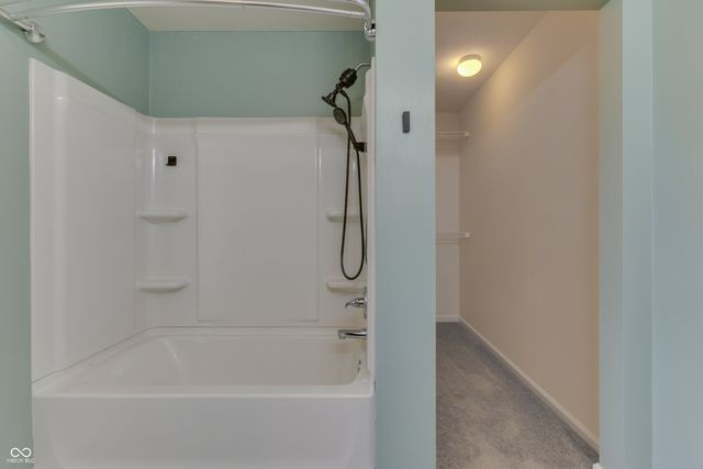 524 Haywood Drive, Greenfield, IN 46140