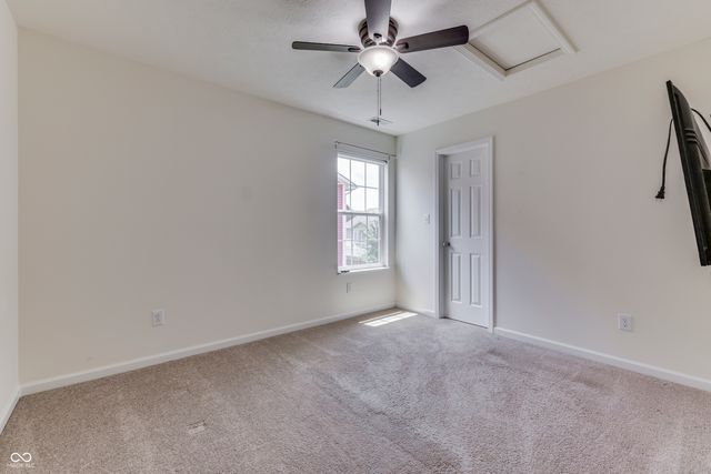 524 Haywood Drive, Greenfield, IN 46140