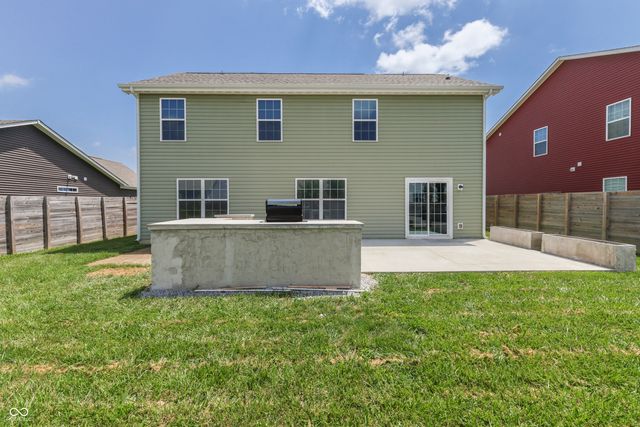 524 Haywood Drive, Greenfield, IN 46140