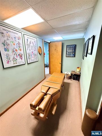 85 Midland Avenue, Wallington, NJ 07057