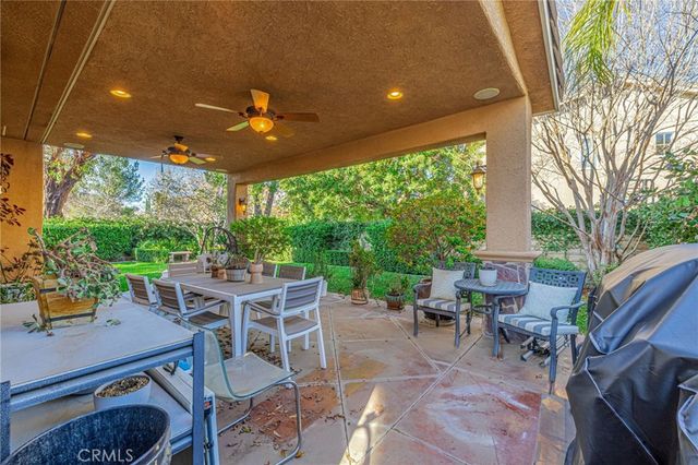 24345 Caladium, Valencia, CA 91354