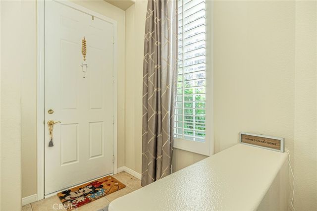 24345 Caladium, Valencia, CA 91354